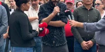 “Madem Bu Kadar Özgürlüklere Düşkünsünüz, Zorunlu Din Derslerini Kaldırın”