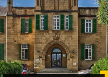 Elcil: “İngiliz Okulu, Kıbrıslıların Uyum İçinde Çalışmasının Nadir Bir Örneğidir, Korunmalıdır”