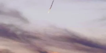 Kıbrıs Semalarındaki ‘Gizemli Işık’ Bir Uçak Olabilir