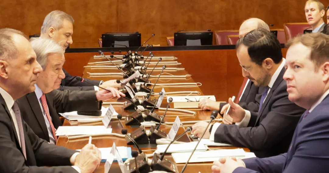 Kıbrıs’ın Güneyinde Siyasi Partiler Cenevre Sonuçlarını Nasıl Değerlendirdi?