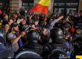 Romanya’da Rusya Yanlısı Aday Yeniden Reddedildi, Aşırı Sağcılar Polisle Çatıştı
