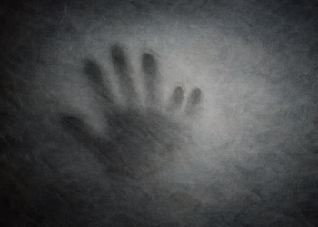 İki Eksik Parmak, Eksik Bir Vicdan Ve Suç Ortaklığı