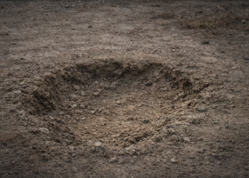 Sevgili Tufan, Üzerine Düşeni Yap! | Andreas Paraschos